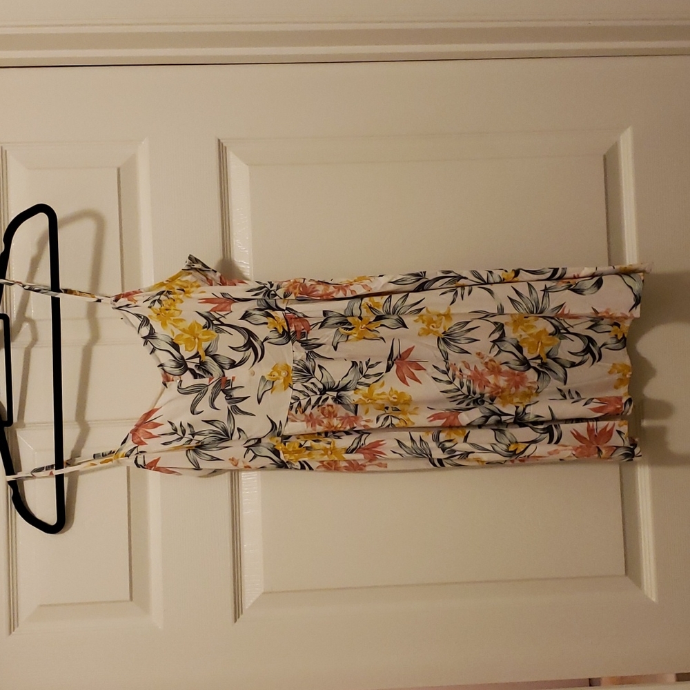 NWOT Floral spaghetti strap mini dress